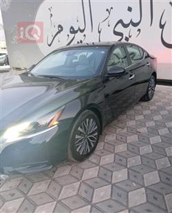 نيسان ألتيما